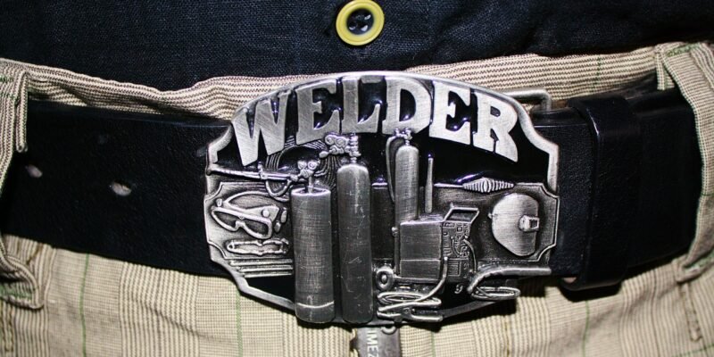 What to wear in this season?